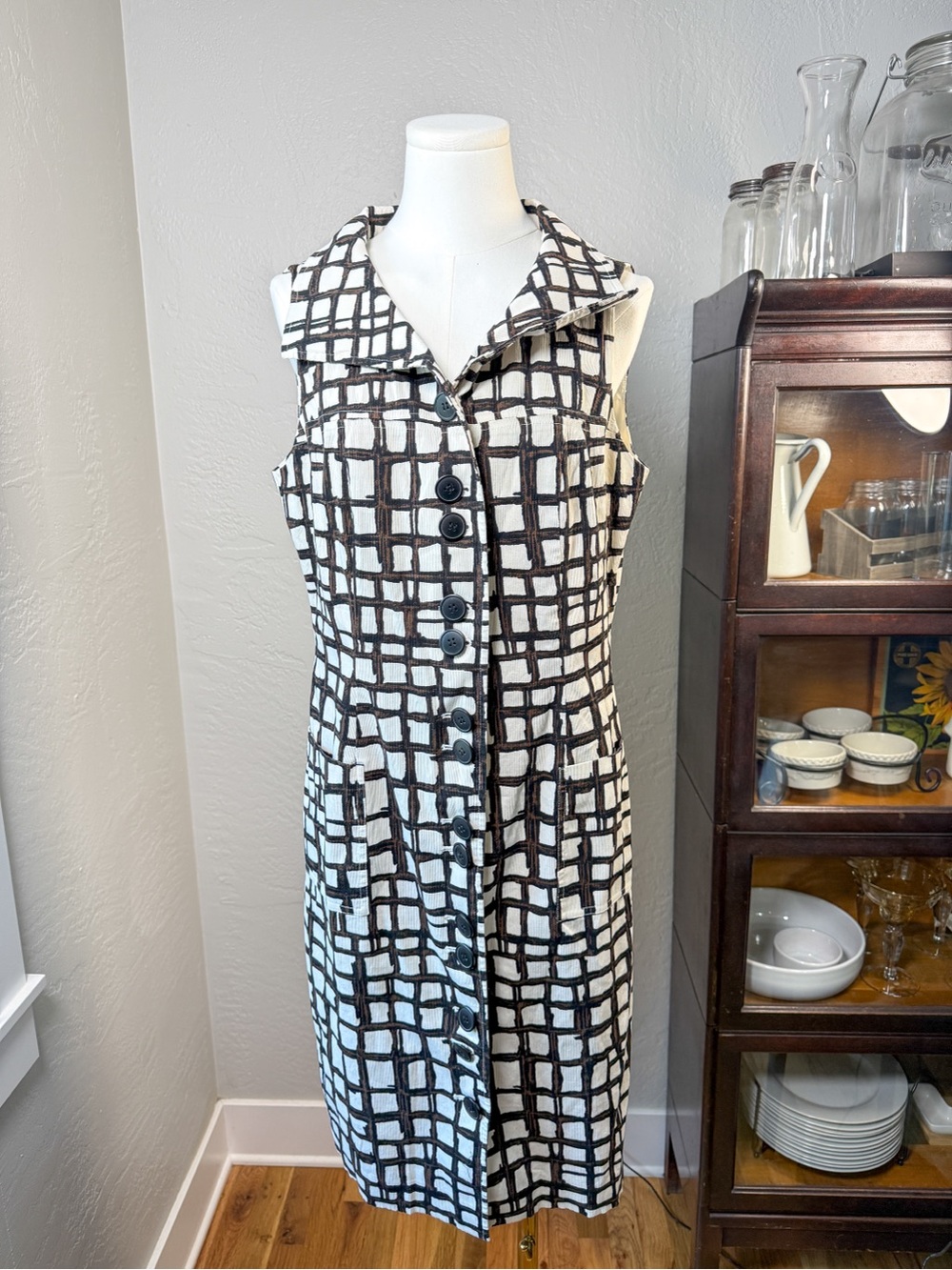 Vintage Talbots Stretch Black White Geometric Button Front Dress Size 12